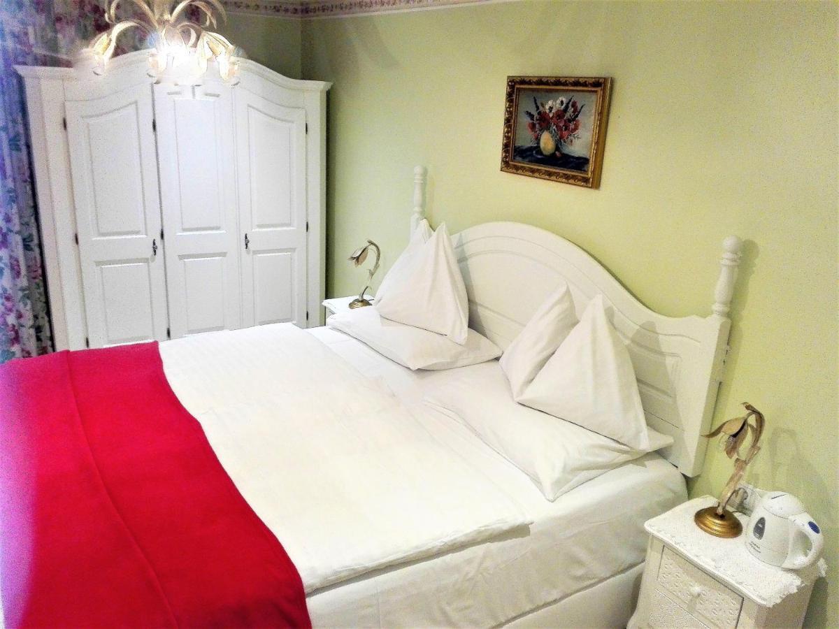 Hotel Schneider-Goessl Wenen Kamer foto